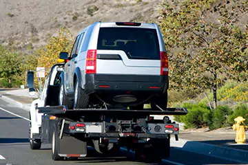 24 Hours Emergency Towing in Gaslamp Quarter, CA